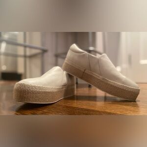 Vince White Leather Shoe